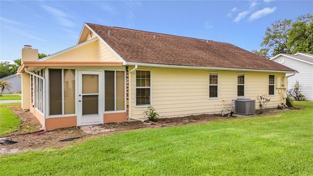 1144 MONROE AVENUE, St Cloud, FL 34769