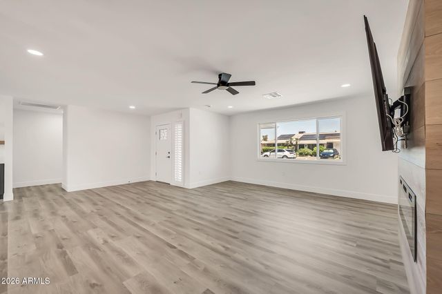 18022 N 134th Avenue, Sun City West, AZ 85375