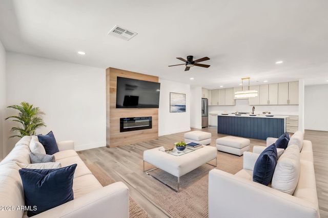 18022 N 134th Avenue, Sun City West, AZ 85375