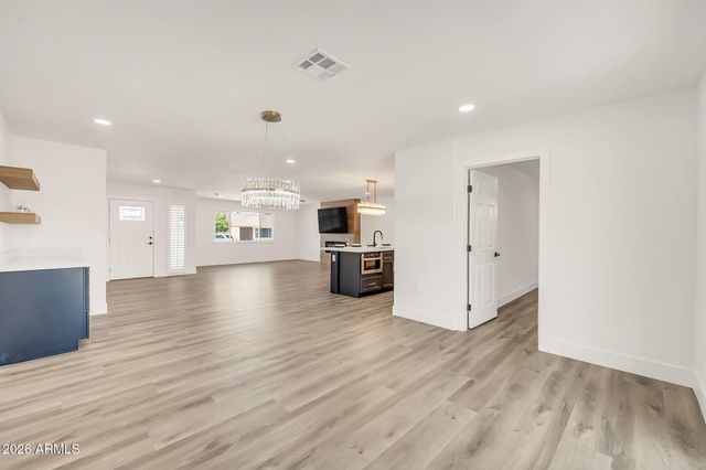 18022 N 134th Avenue, Sun City West, AZ 85375