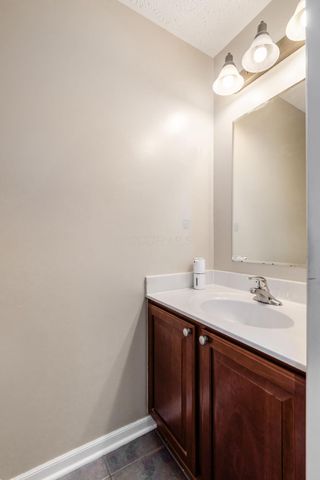 6933 Post Preserve Boulevard, Dublin, OH 43016