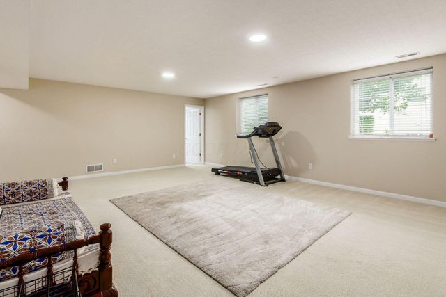 6933 Post Preserve Boulevard, Dublin, OH 43016