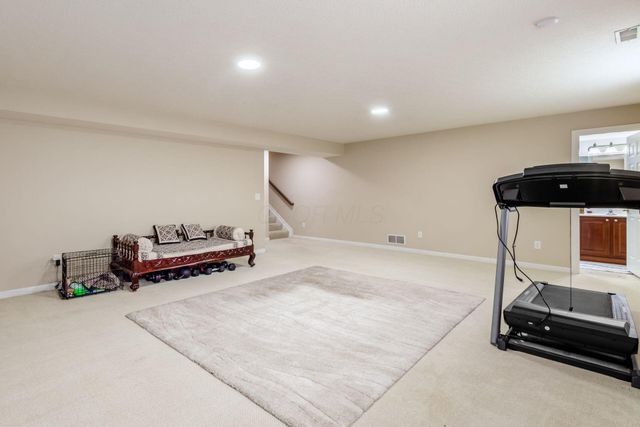 6933 Post Preserve Boulevard, Dublin, OH 43016