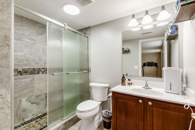 6933 Post Preserve Boulevard, Dublin, OH 43016