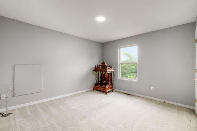 6933 Post Preserve Boulevard, Dublin, OH 43016