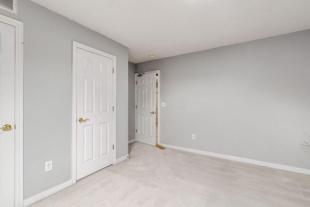 6933 Post Preserve Boulevard, Dublin, OH 43016