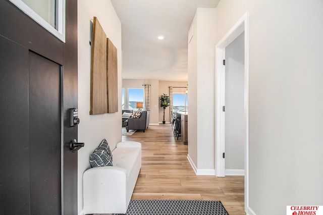 6405 N 169 Street, Omaha, NE 68116