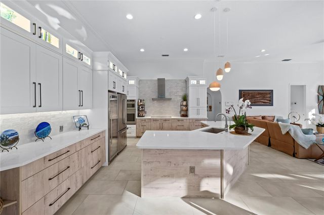 10147 CHERRY HILLS AVENUE CIRCLE, Bradenton, FL 34202