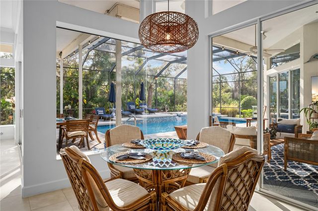 10147 CHERRY HILLS AVENUE CIRCLE, Bradenton, FL 34202