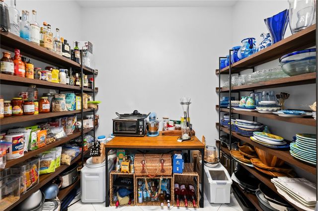 10147 CHERRY HILLS AVENUE CIRCLE, Bradenton, FL 34202