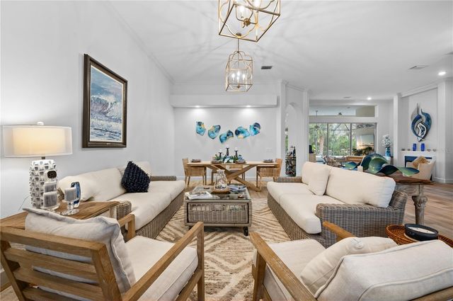 10147 CHERRY HILLS AVENUE CIRCLE, Bradenton, FL 34202