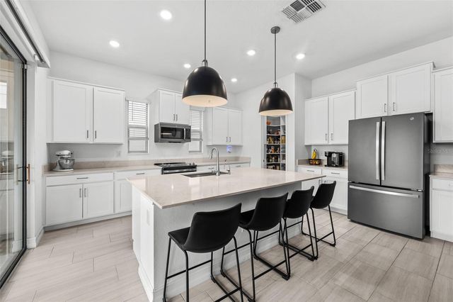 7711 S SWOOPE STREET, Tampa, FL 33616