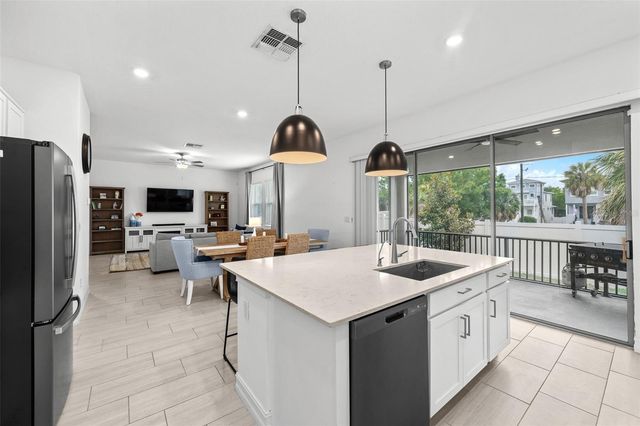 7711 S SWOOPE STREET, Tampa, FL 33616