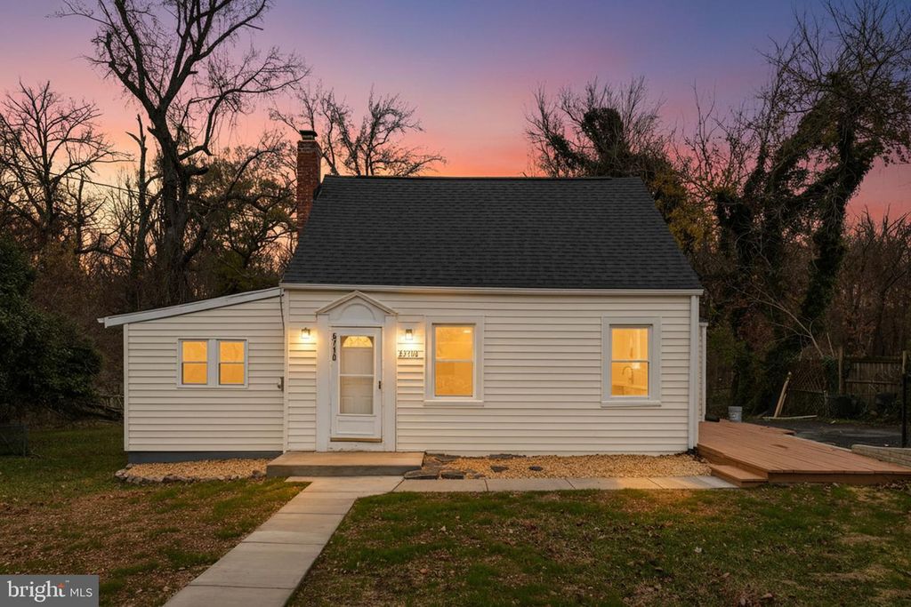 6710 WOODLAND RD, Morningside, MD 20746