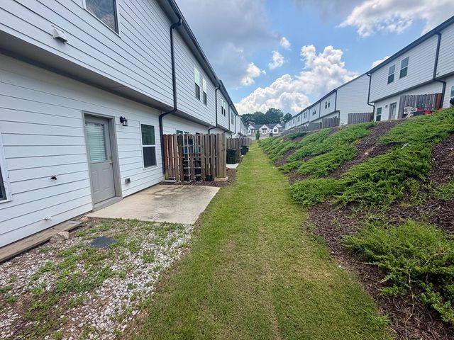 1410 Ben Park Way, Grayson, GA 30017
