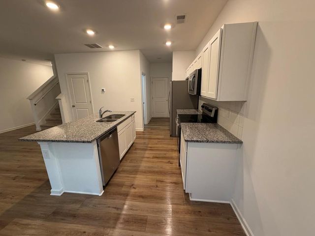 1410 Ben Park Way, Grayson, GA 30017