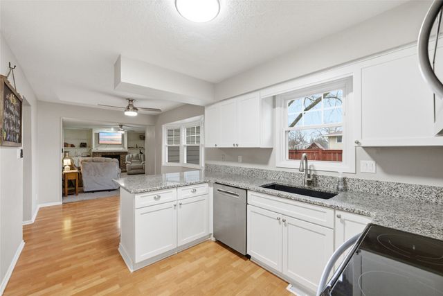 4509 73rd Place, Urbandale, IA 50322