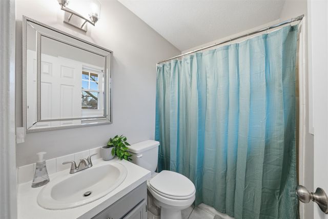 4509 73rd Place, Urbandale, IA 50322