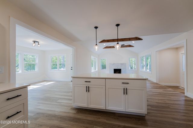 1425 Forecastle Avenue, Manahawkin, NJ 08050