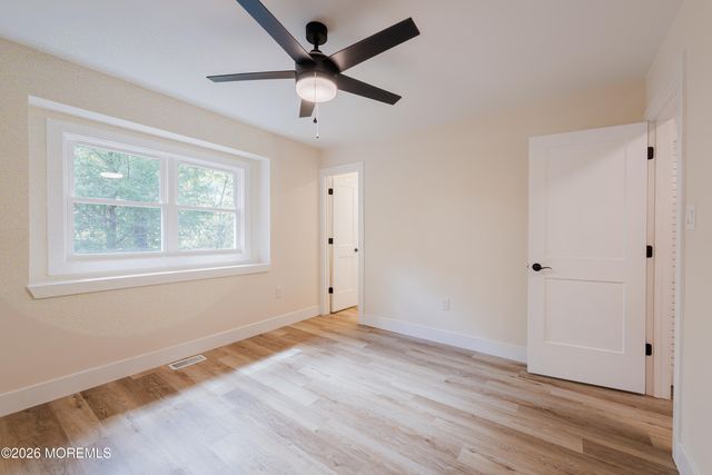 1425 Forecastle Avenue, Manahawkin, NJ 08050