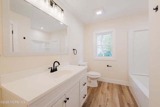 1425 Forecastle Avenue, Manahawkin, NJ 08050