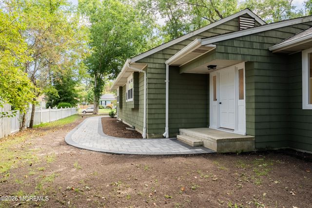 1425 Forecastle Avenue, Manahawkin, NJ 08050