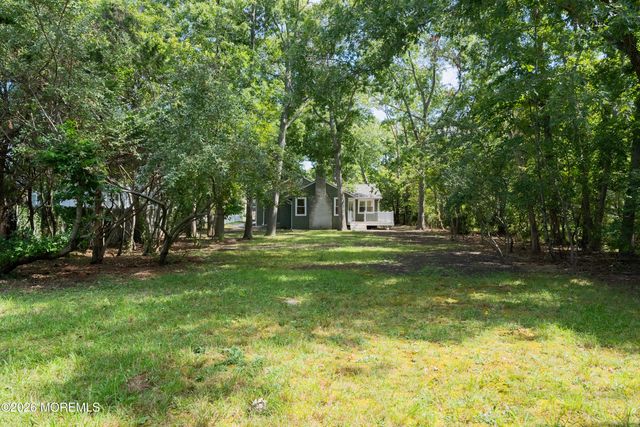 1425 Forecastle Avenue, Manahawkin, NJ 08050