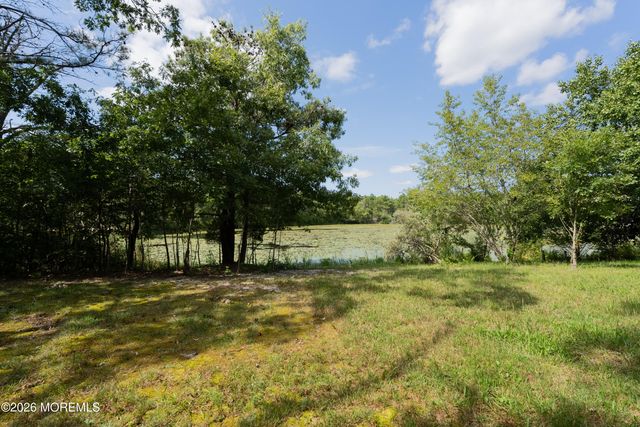 1425 Forecastle Avenue, Manahawkin, NJ 08050