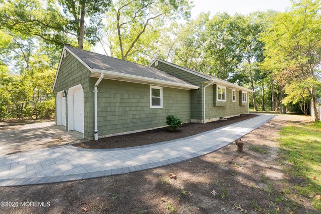 1425 Forecastle Avenue, Manahawkin, NJ 08050