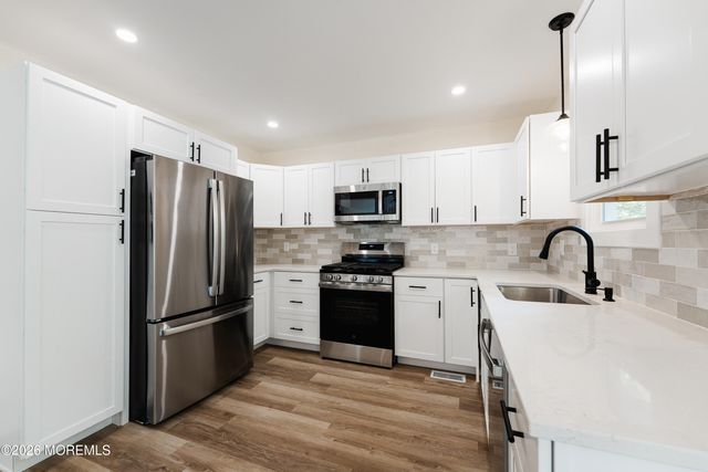 1425 Forecastle Avenue, Manahawkin, NJ 08050