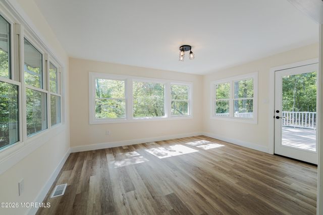 1425 Forecastle Avenue, Manahawkin, NJ 08050