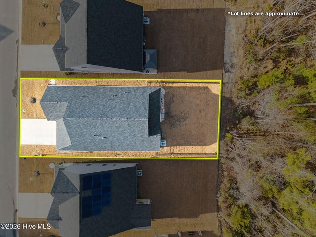 1222 Middle Crest Drive NE, Bolivia, NC 28422