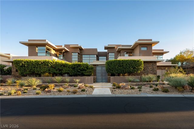 91 Hawk Ridge Drive, Las Vegas, NV 89135