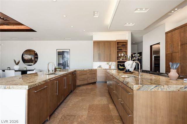 91 Hawk Ridge Drive, Las Vegas, NV 89135