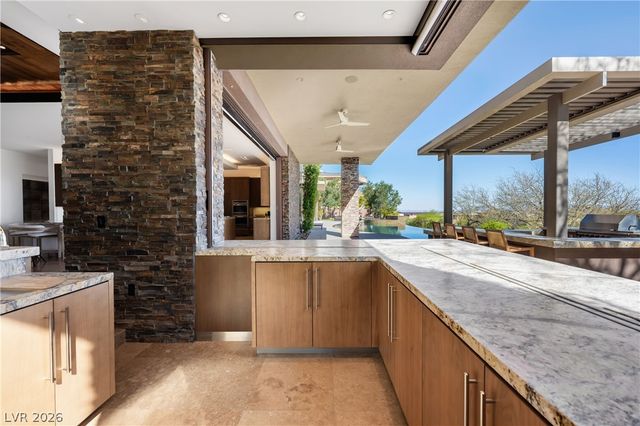 91 Hawk Ridge Drive, Las Vegas, NV 89135