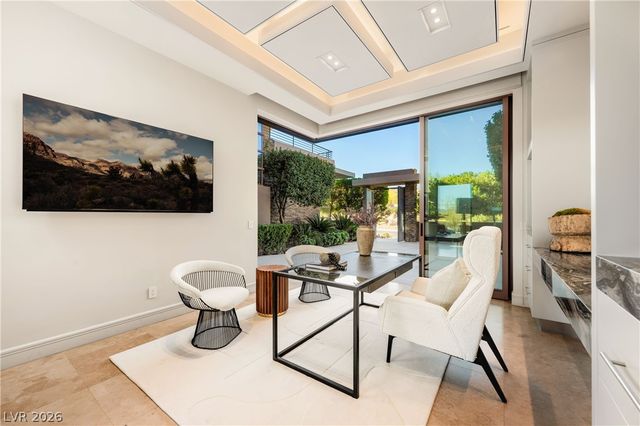 91 Hawk Ridge Drive, Las Vegas, NV 89135