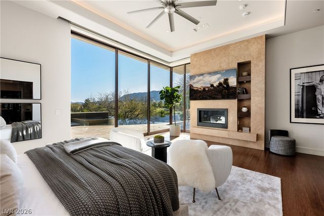 91 Hawk Ridge Drive, Las Vegas, NV 89135