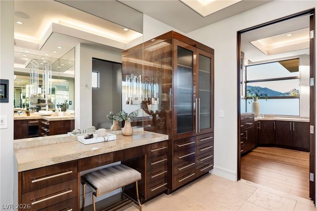 91 Hawk Ridge Drive, Las Vegas, NV 89135