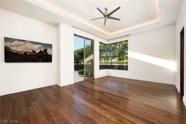 91 Hawk Ridge Drive, Las Vegas, NV 89135