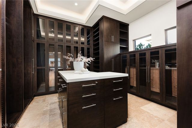 91 Hawk Ridge Drive, Las Vegas, NV 89135