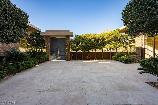 91 Hawk Ridge Drive, Las Vegas, NV 89135