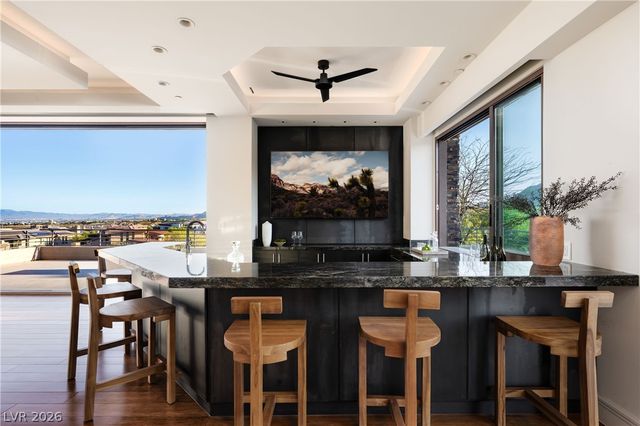 91 Hawk Ridge Drive, Las Vegas, NV 89135