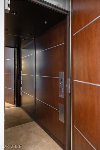 91 Hawk Ridge Drive, Las Vegas, NV 89135