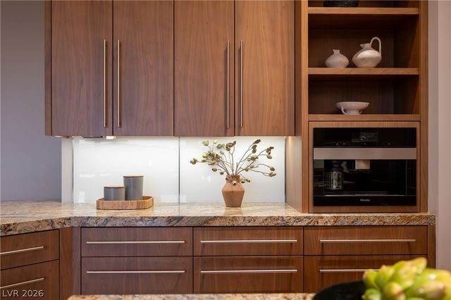 91 Hawk Ridge Drive, Las Vegas, NV 89135