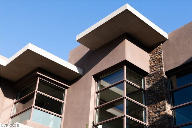 91 Hawk Ridge Drive, Las Vegas, NV 89135