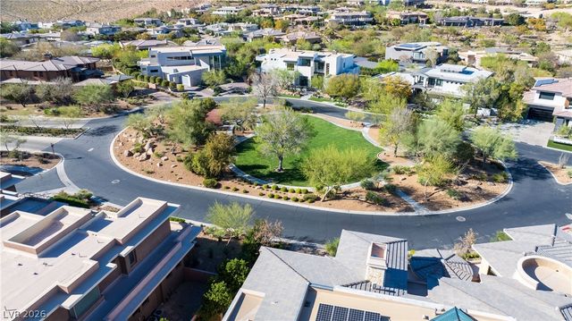 91 Hawk Ridge Drive, Las Vegas, NV 89135