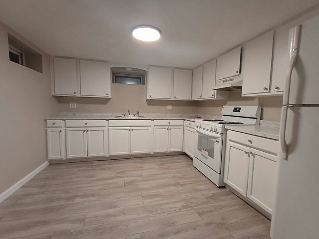58 Hally Rd 2, Lowell, MA 01854
