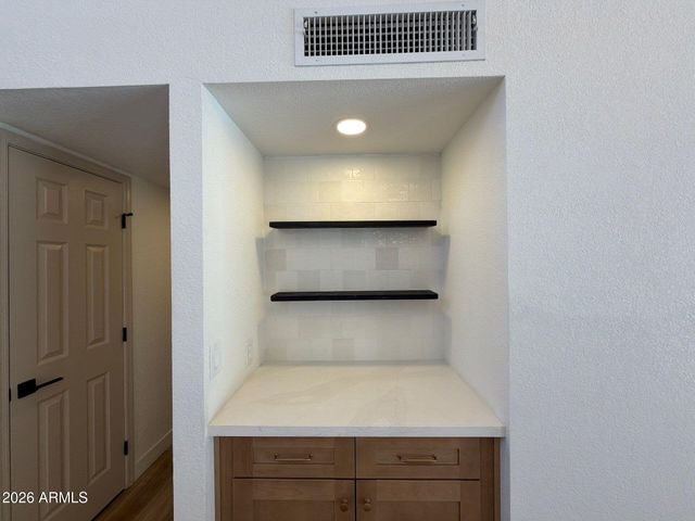 630 N ST PAUL --, Mesa, AZ 85205