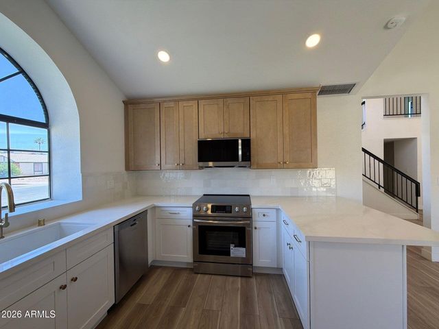 630 N ST PAUL --, Mesa, AZ 85205