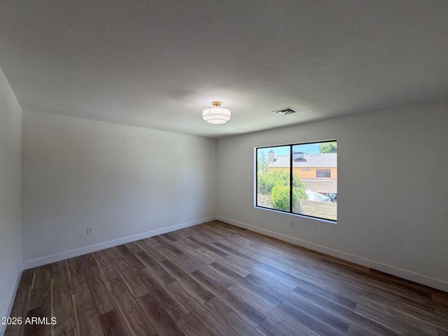 630 N ST PAUL --, Mesa, AZ 85205